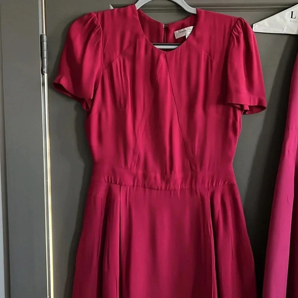 (2) Amazing Pink Dresses- French Connection & Banana Republic - Picture 2 of 5